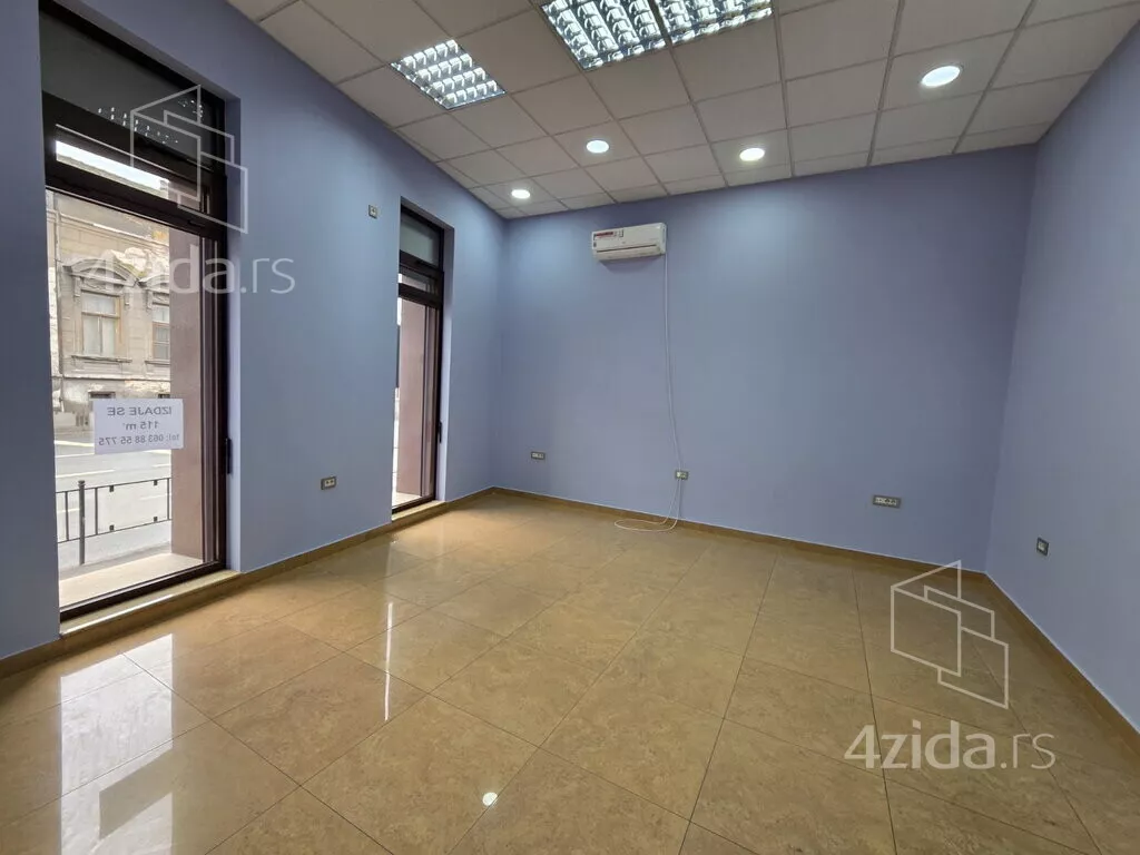 Poslovni prostor | 4zida
