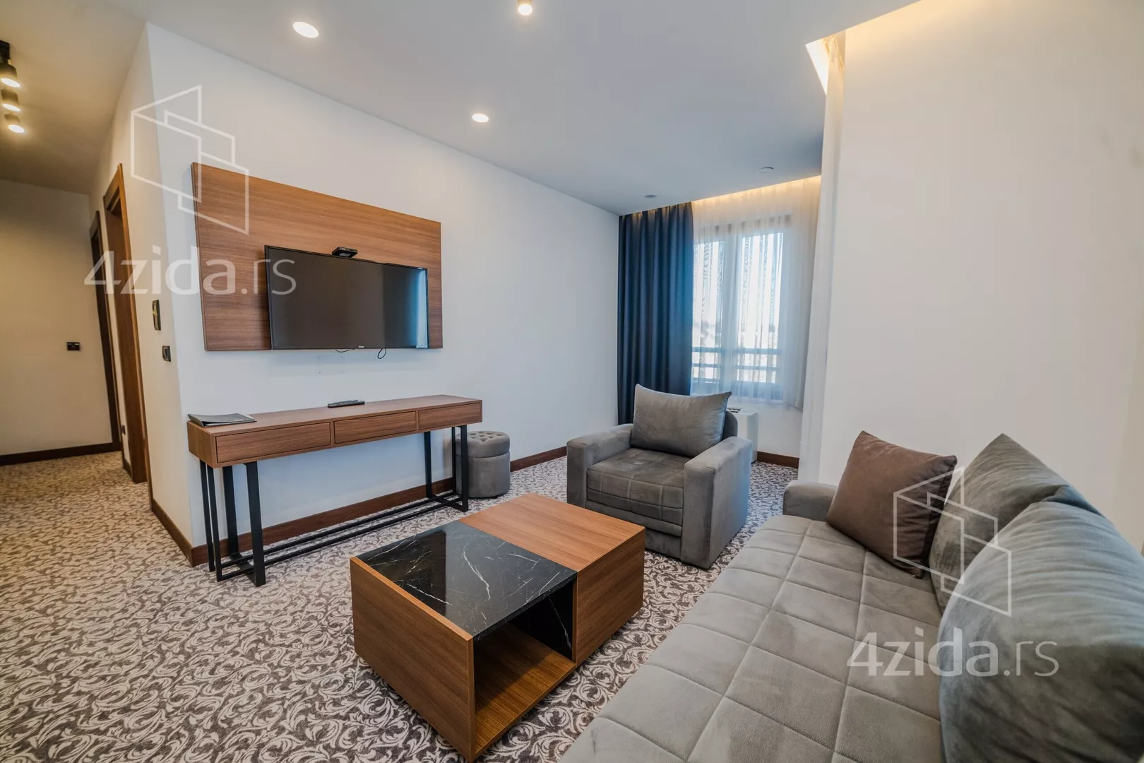 Dvoiposoban stan | 4zida