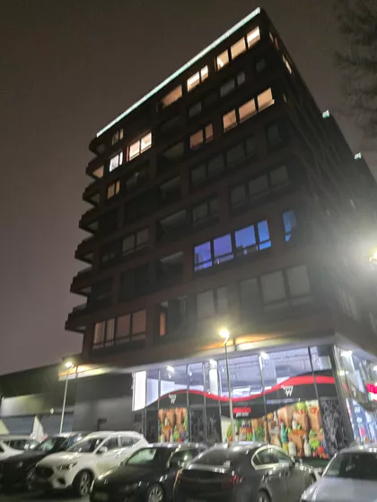 Radnička 2 | 4zida.rs