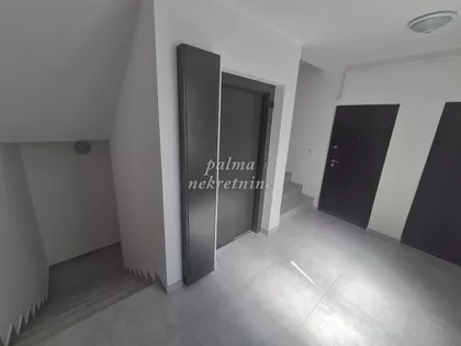 Centar preko Lepenice | 4zida.rs