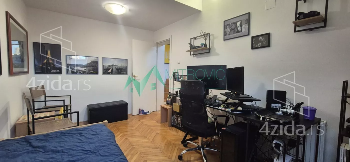 Troiposoban stan | 4zida