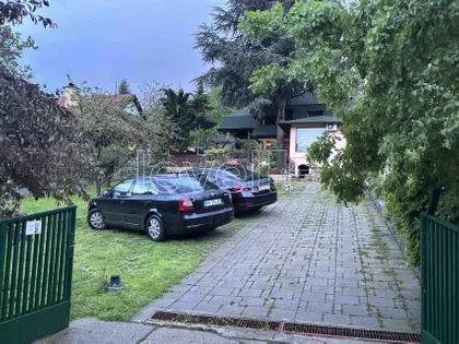 Popovica | 4zida.rs