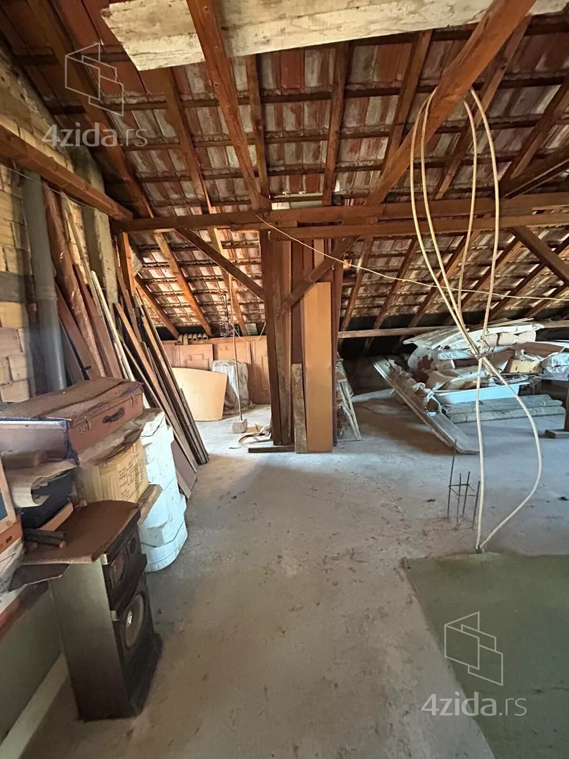 4-etažna kuća | 4zida