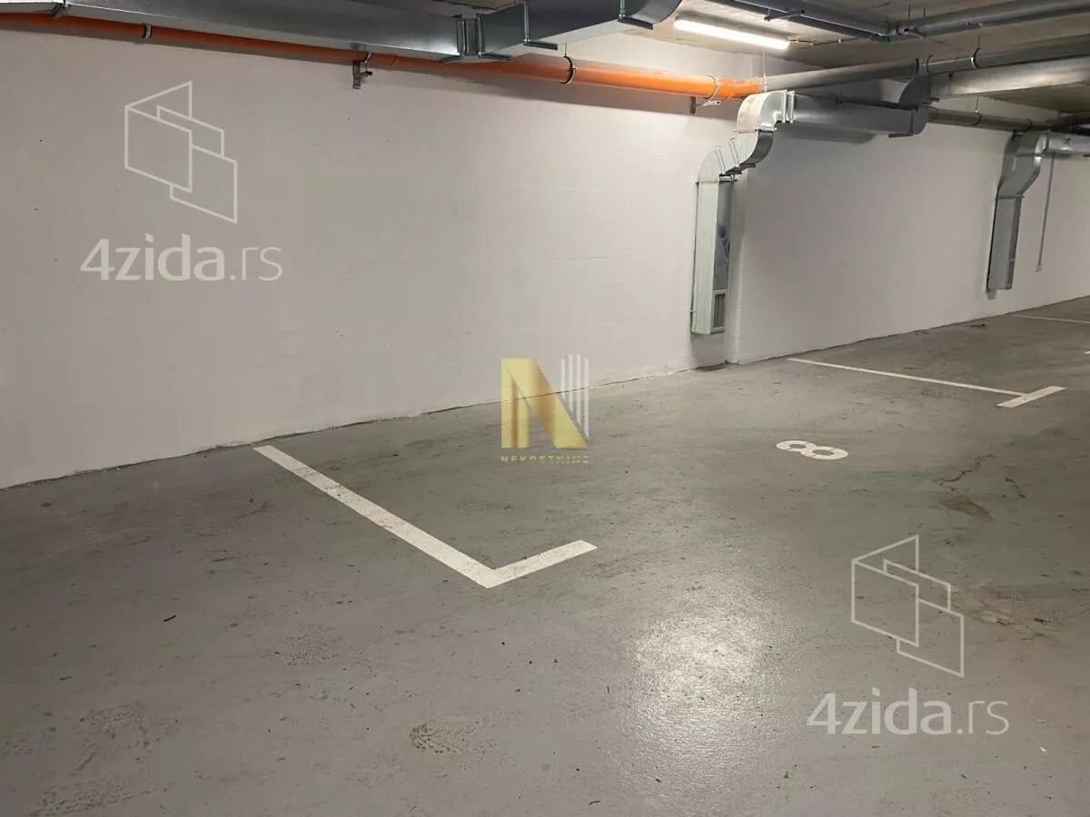 Garaža/Parking | 4zida