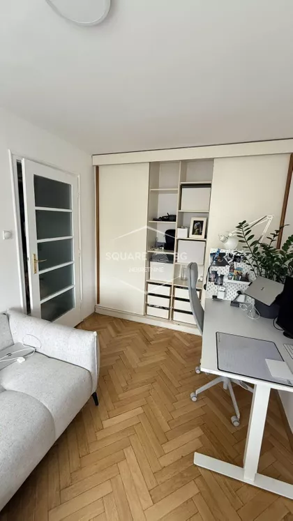 Venizelosova | 4zida.rs