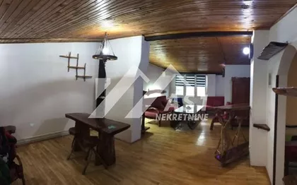 Petra Drapšina | 4zida.rs