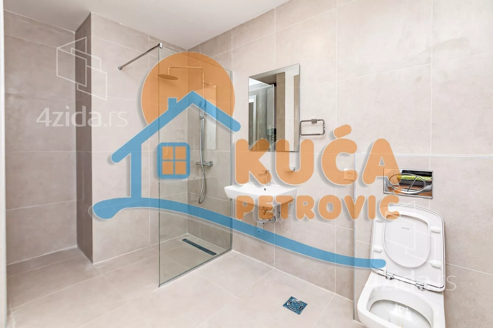 Četvorosoban stan | 4zida