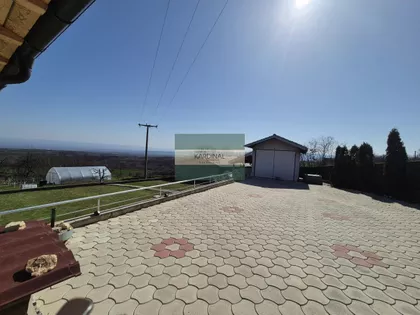 Crnče | 4zida.rs