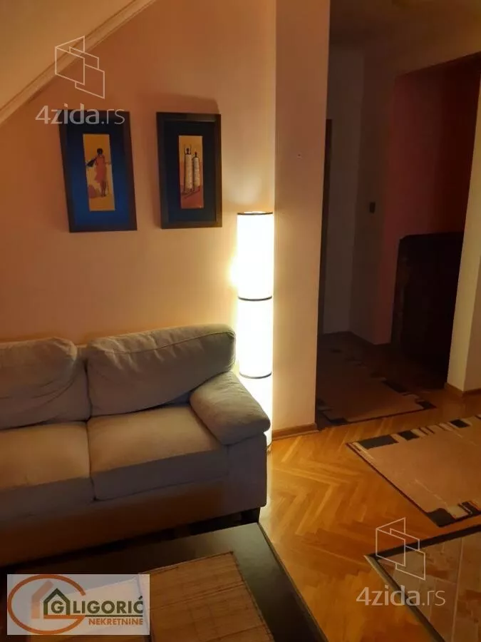 Petosoban stan | 4zida