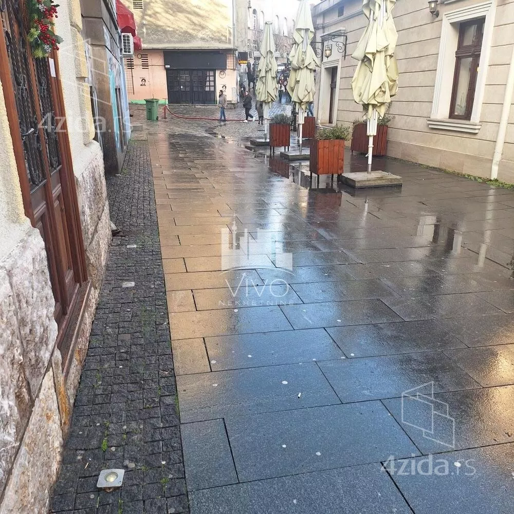 Poslovni prostor | 4zida