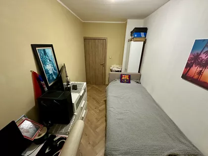 Ustanička bb | 4zida.rs