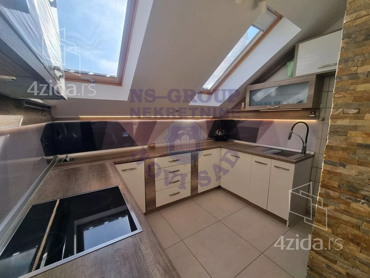 Petosoban stan | 4zida