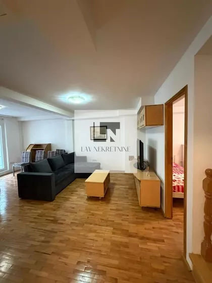 Farmaceutski fakultet | 4zida.rs