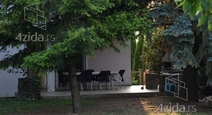 Turistički objekat | 4zida