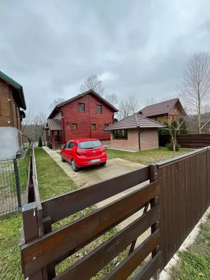 Užički Put 454D | 4zida.rs