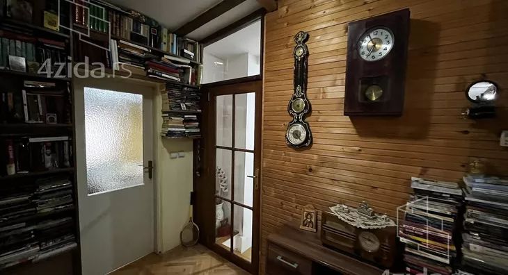 Šestosoban stan | 4zida