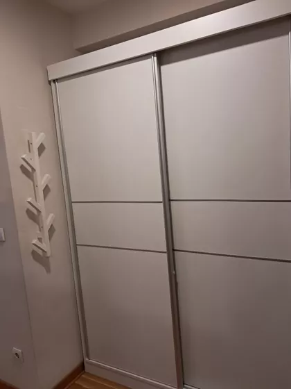 Dr Velizara Kosanovića | 4zida.rs