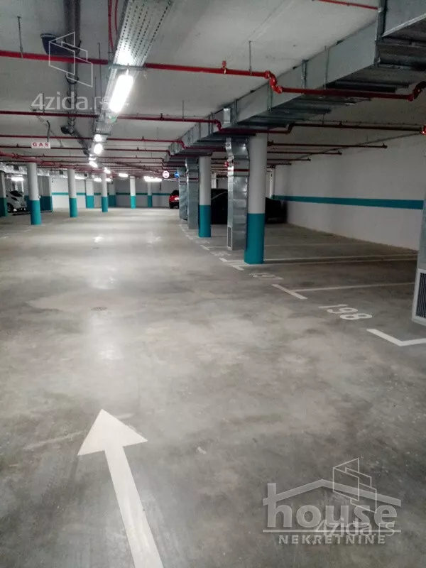 Garaža | 4zida
