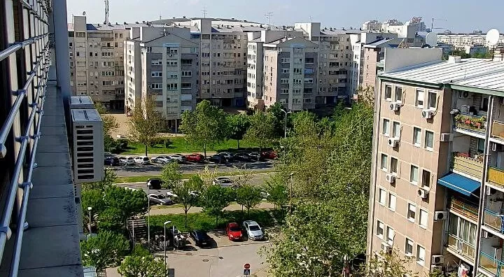 Četvoroiposoban stan | 4zida