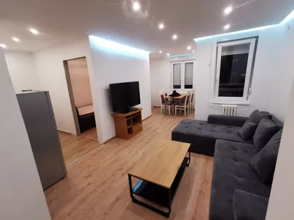 Bulevar Cara Lazara | 4zida.rs