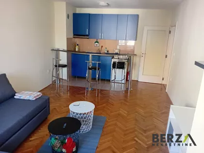 Novi Sad - Centar | 4zida.rs