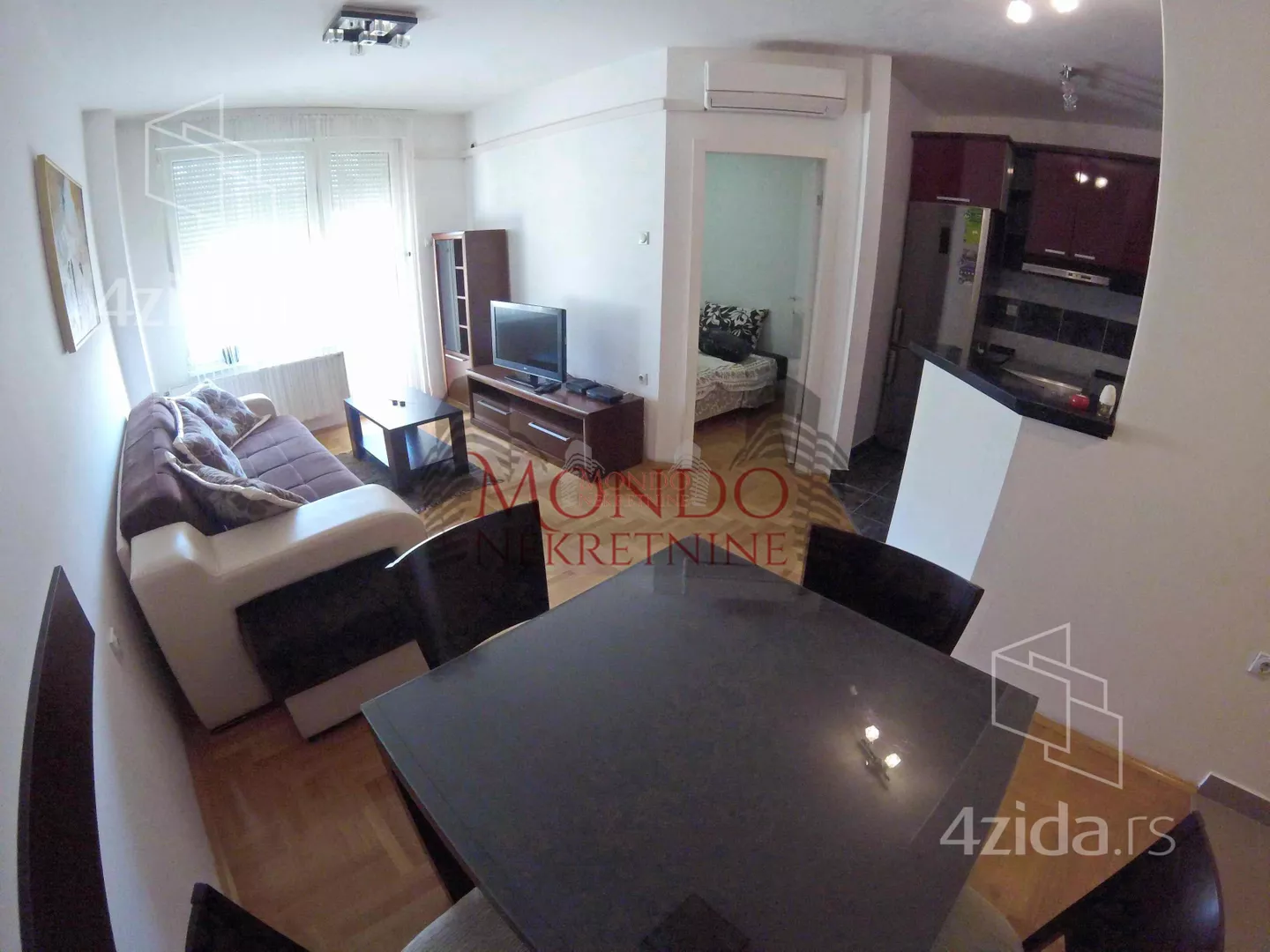 Jednoiposoban stan | 4zida