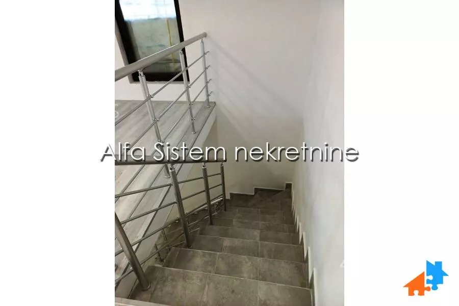 Kancelarija | 4zida