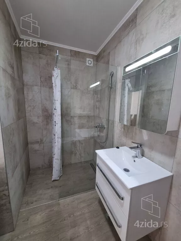 Two-room apartment for rent, Arsenija Čarnojevića, 250€, 48m² — photo
