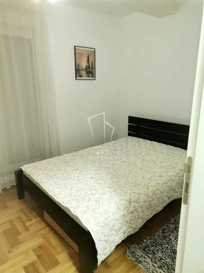 Tikveška | 4zida.rs