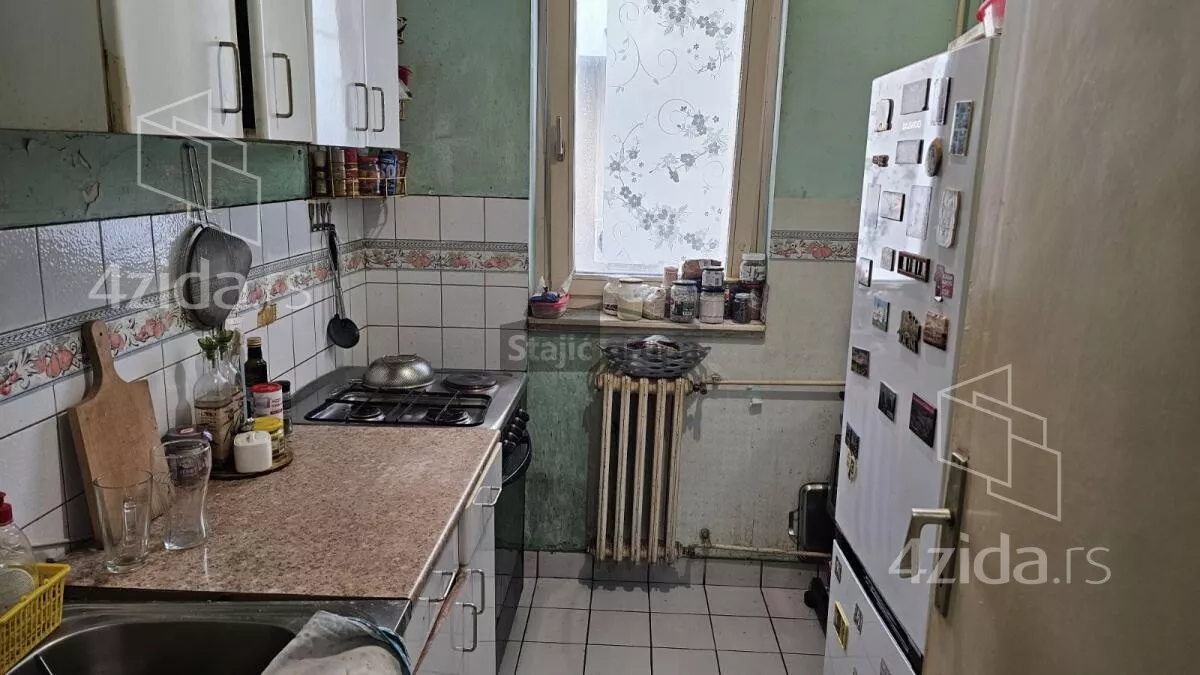 Troiposoban stan | 4zida
