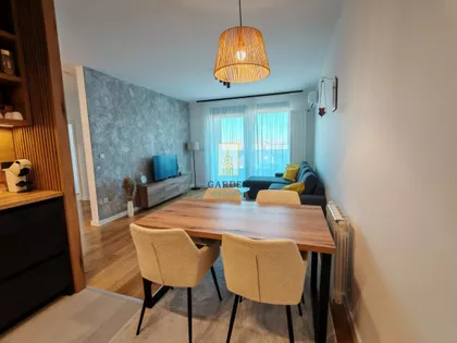 Karađorđeva | 4zida.rs