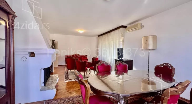 Četvoroiposoban stan | 4zida