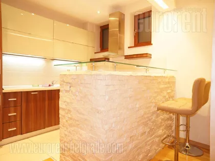 HRAM SVETOG SAVE | 4zida.rs