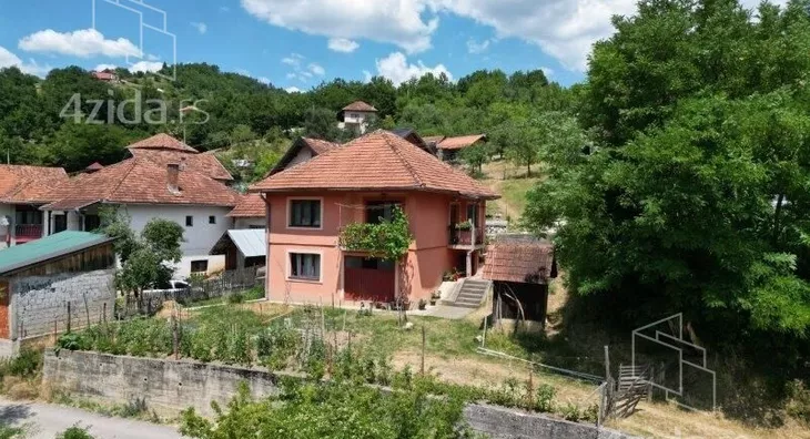 Kuća | 4zida