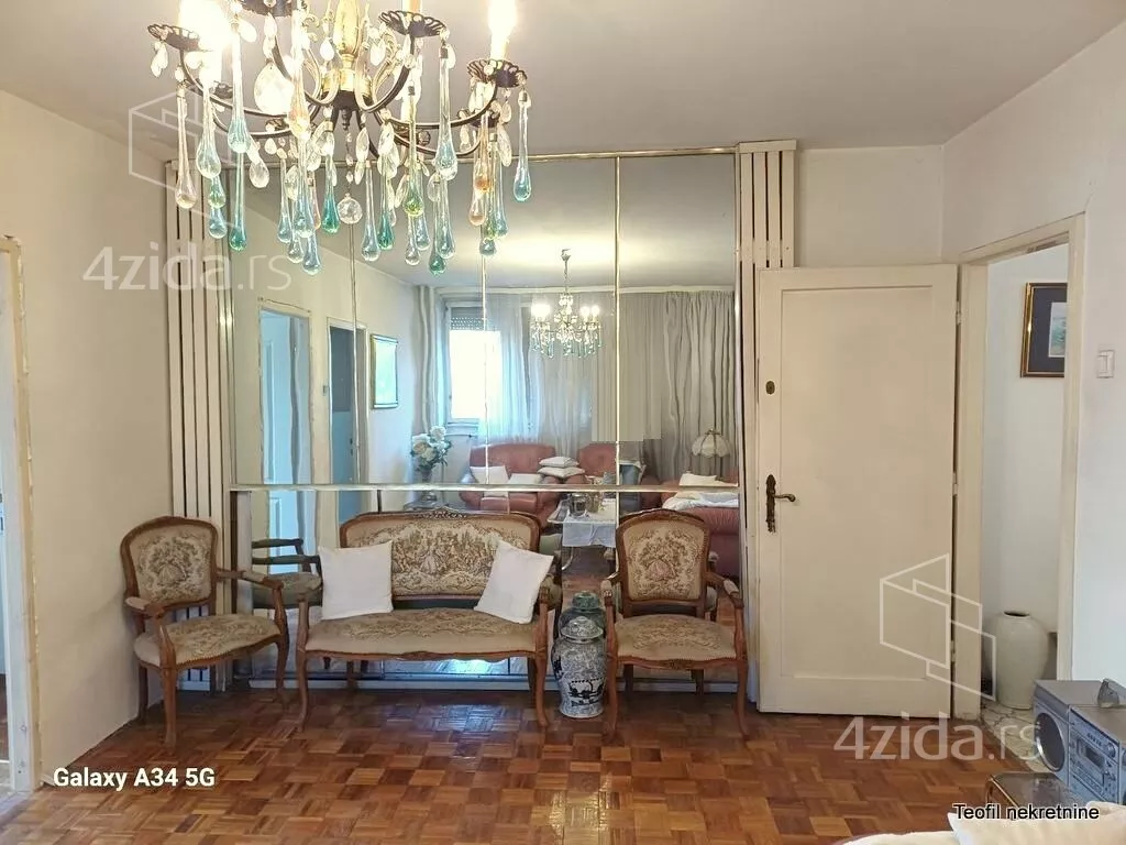 Troiposoban stan | 4zida