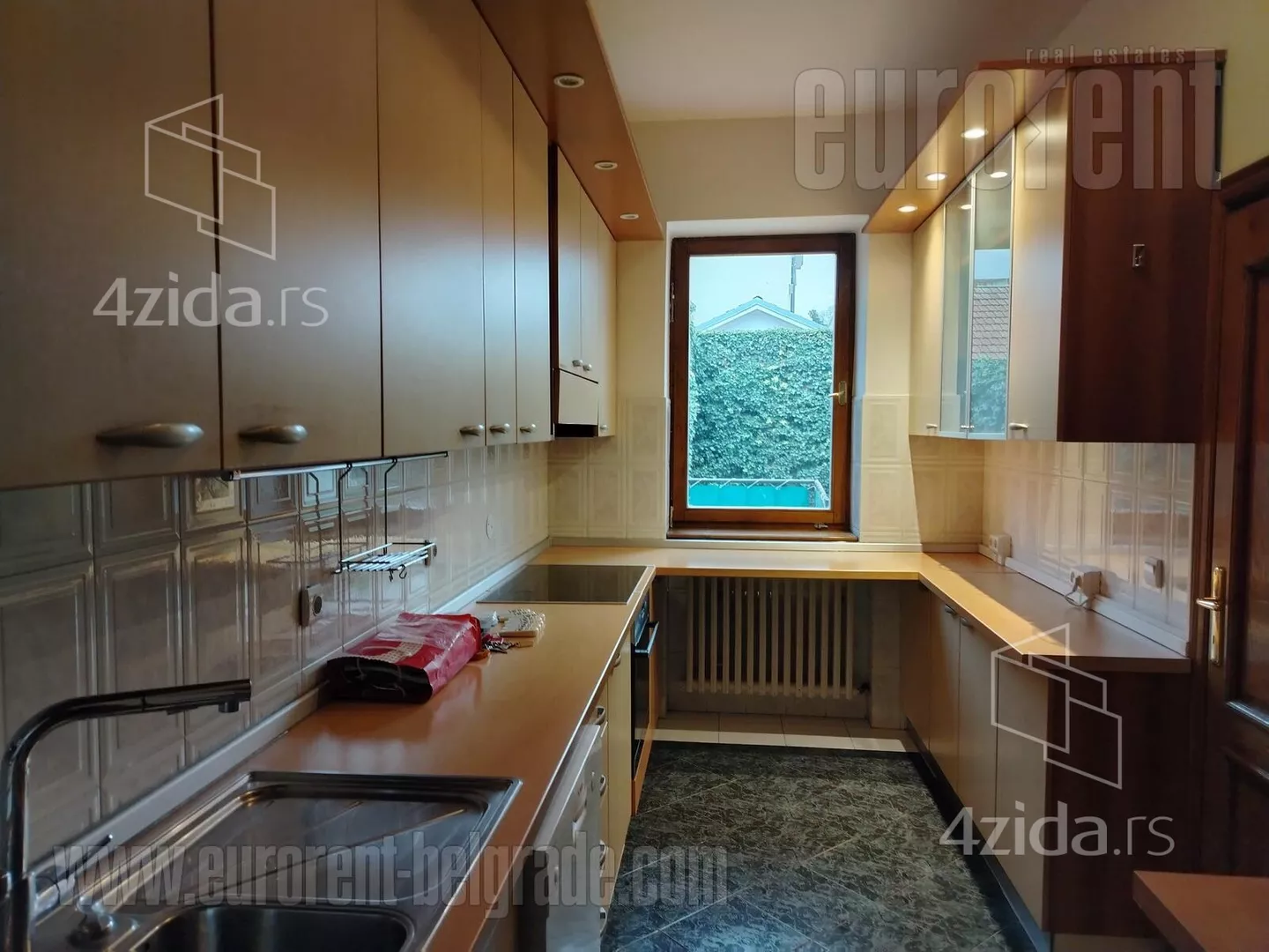 4-etažna kuća | 4zida