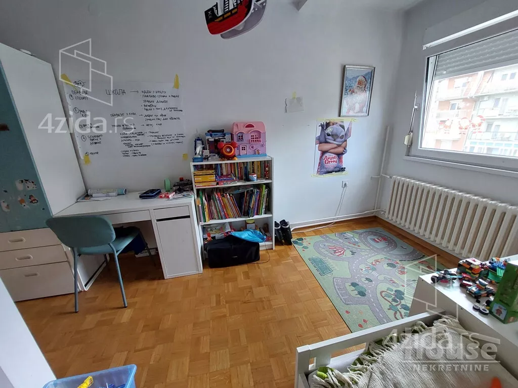 Četvorosoban stan | 4zida