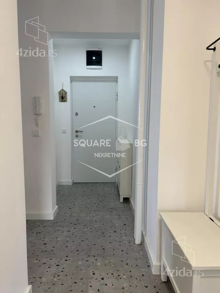 Četvoroiposoban stan | 4zida