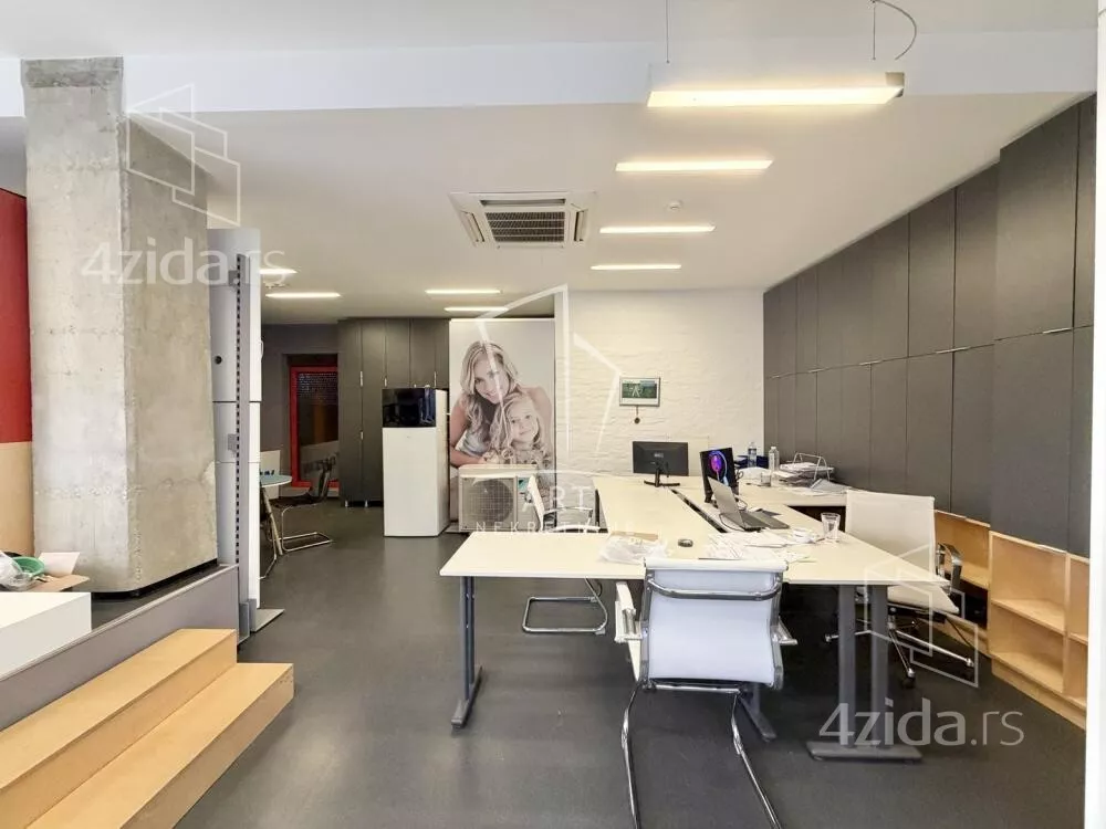 Poslovni prostor | 4zida