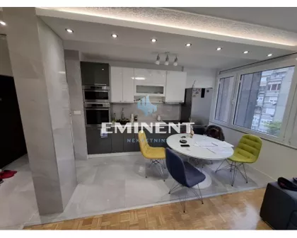 Bulevar Arsenija Čarnojevića | 4zida.rs