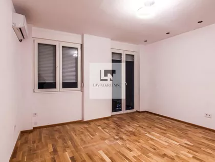 Palata Pravde | 4zida.rs