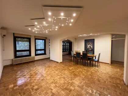 GOLSVORDIJEVA | 4zida.rs