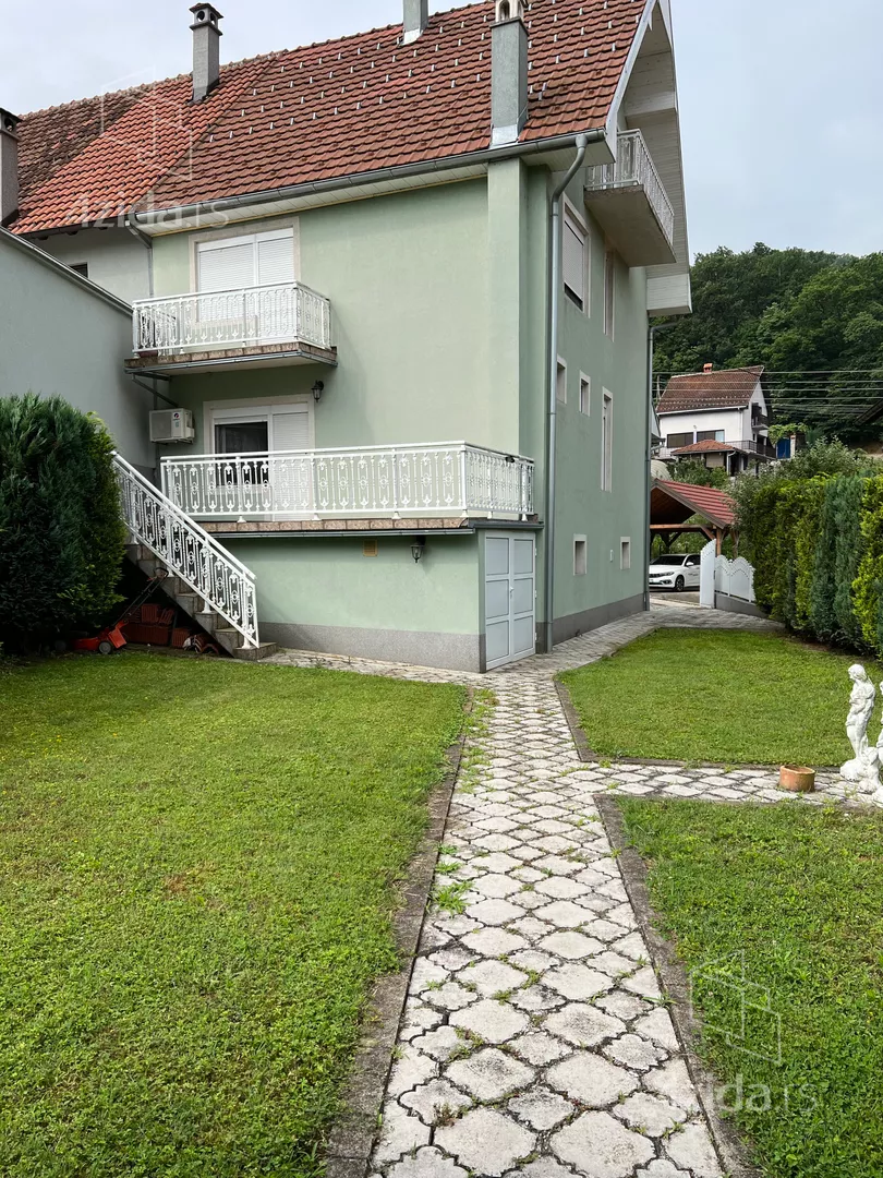 3-etažna kuća | 4zida