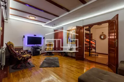 Gundulićev Venac | 4zida.rs