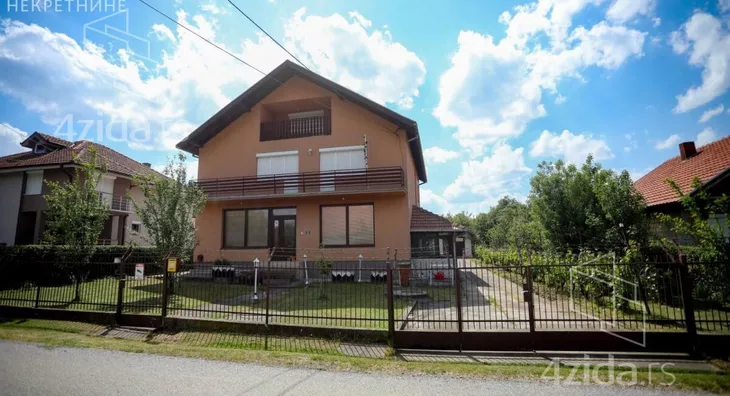 Kuća | 4zida