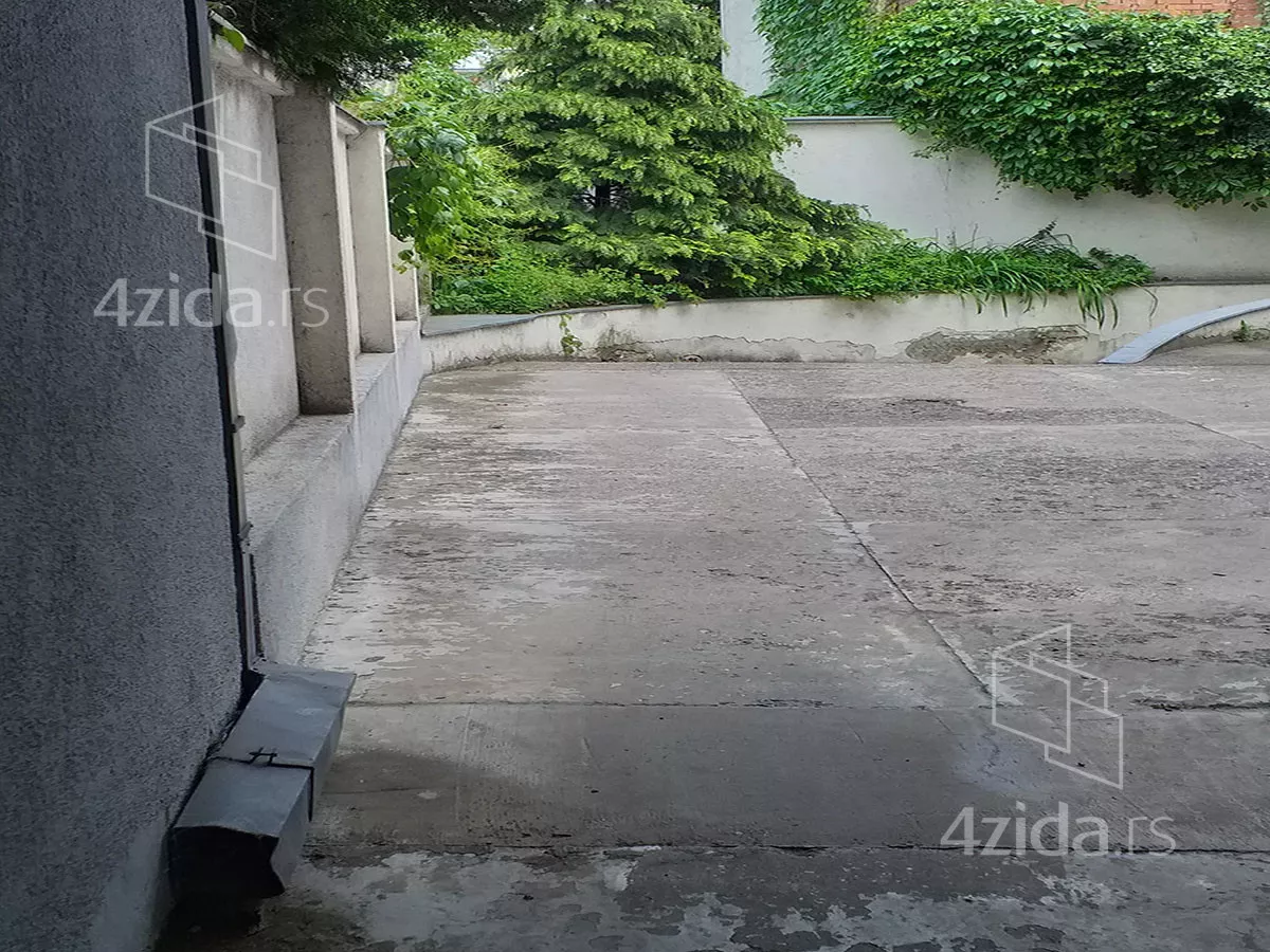 Garaža | 4zida
