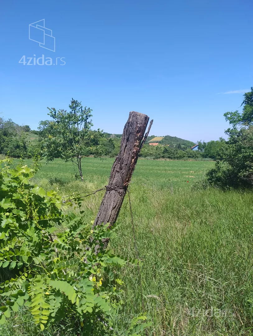 Građevinsko zemljište | 4zida