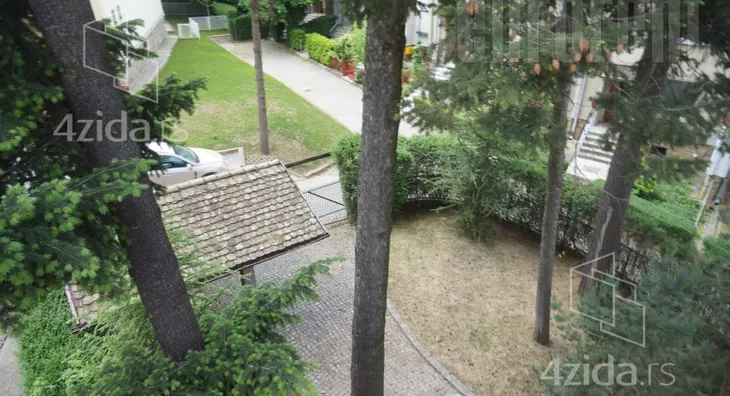 4-etažna kuća | 4zida