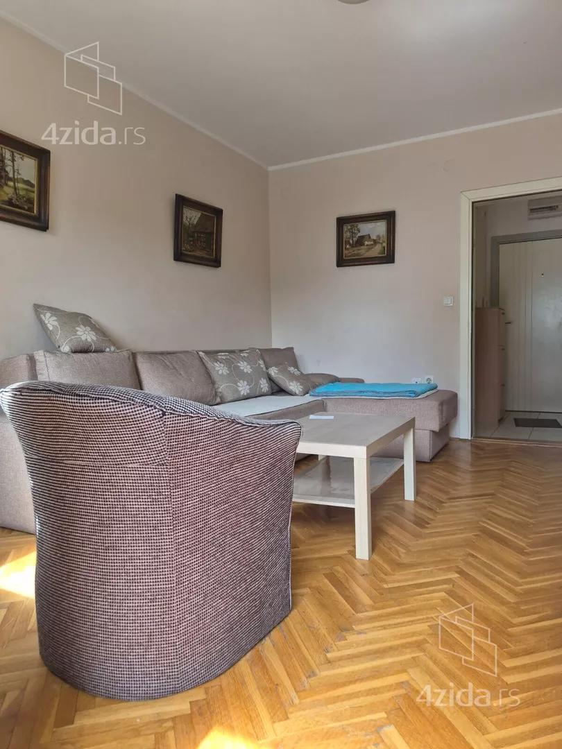 Garsonjera | 4zida