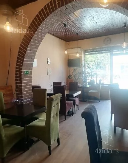 Lokal | 4zida